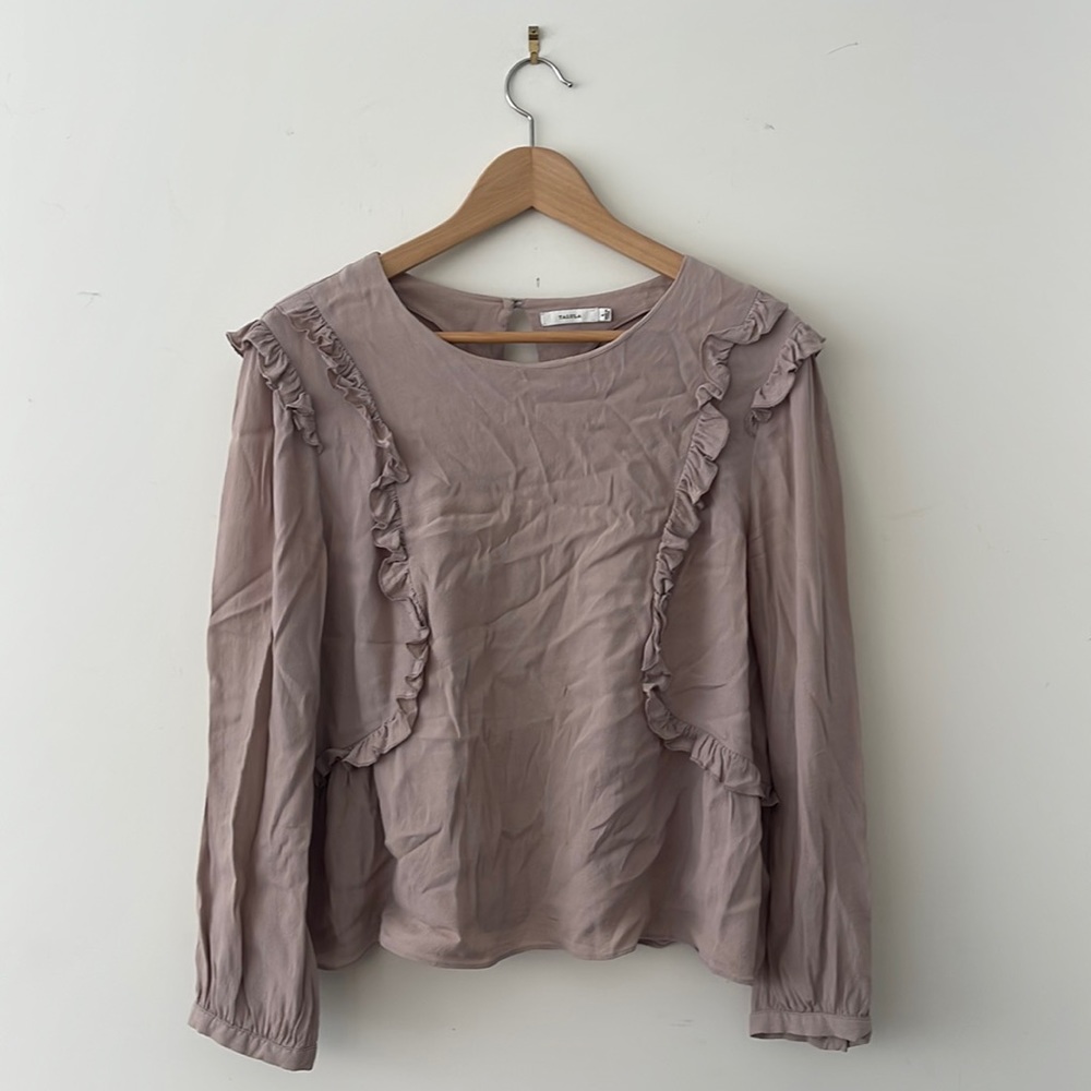 Aritzia top
